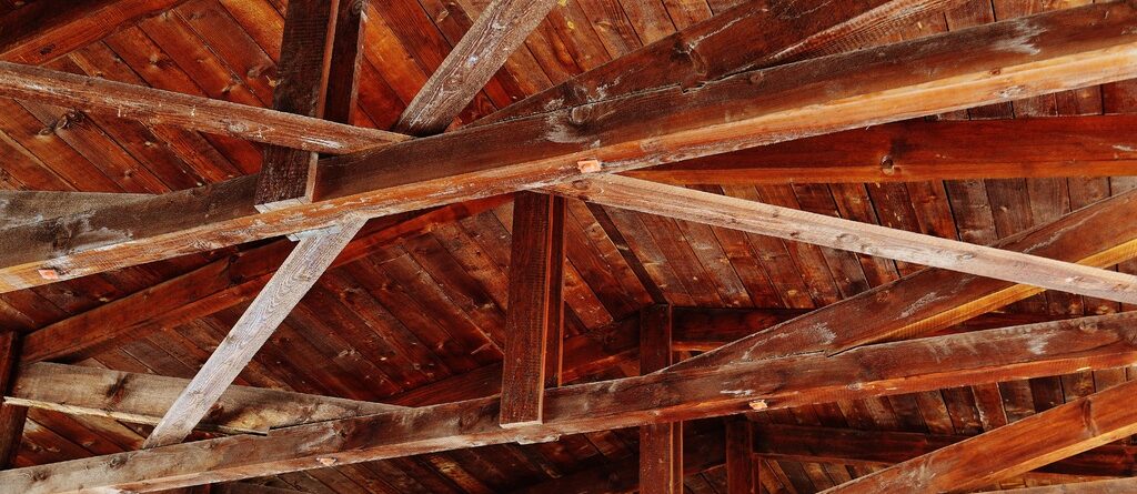 como rehabilitar tejados sin eliminar las vigas de madera existentes